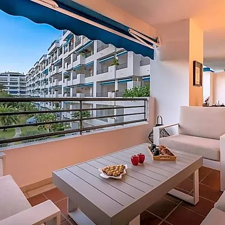 Urban Exclusivity At Puerto Banus 4* Marbella