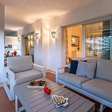Urban Exclusivity At Puerto Banus Marbella