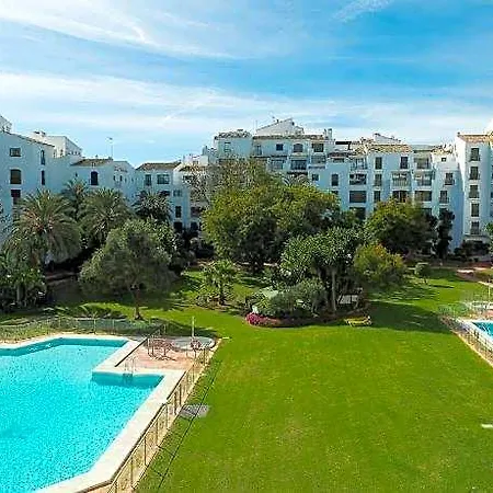 Hotel Urban Exclusivity At Puerto Banus Marbella