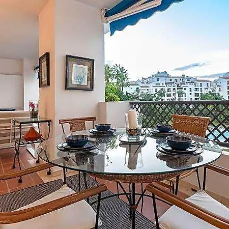 Urban Exclusivity At Puerto Banus Hotel Marbella